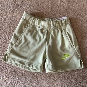 girls nike jogger shorts